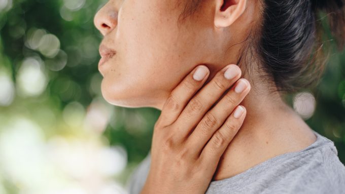 Hyperthyroidism vs. Hypothyroidism: What’s the Difference?