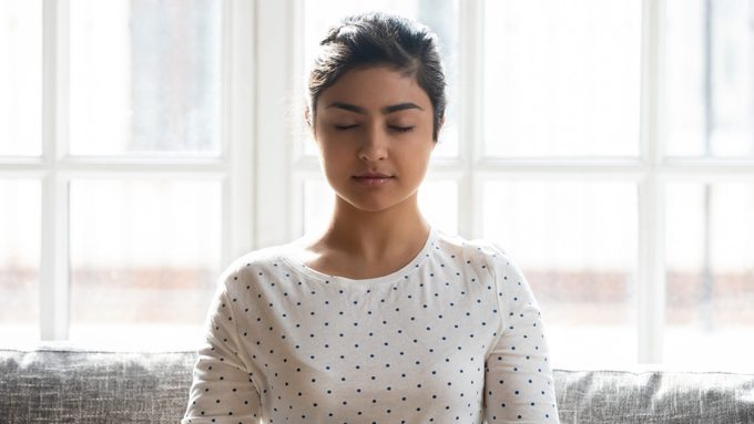 How to Use Breathing Techniques to Control Chronic Pain