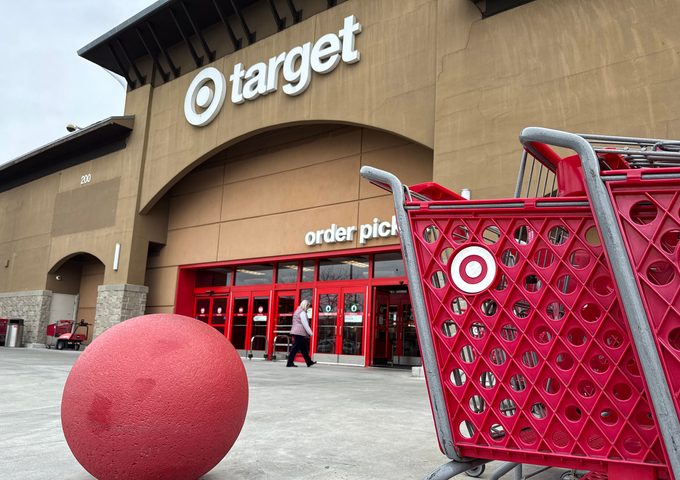 A Beloved National Grocer Has Issued a Sizable Vegetable Recall