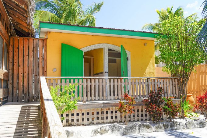 Yes, There’s Actually a Reason You Can’t Poop on Vacation—Here’s Why